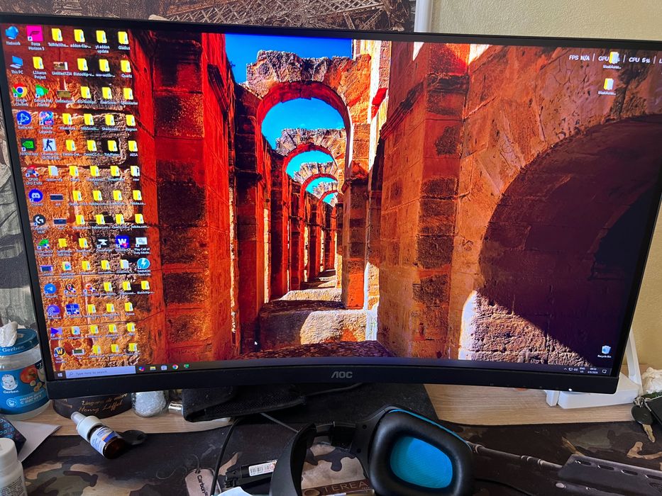 Мощен геймърски компютър + Монитор