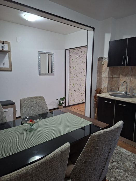 Închiriez apartament 2 camere