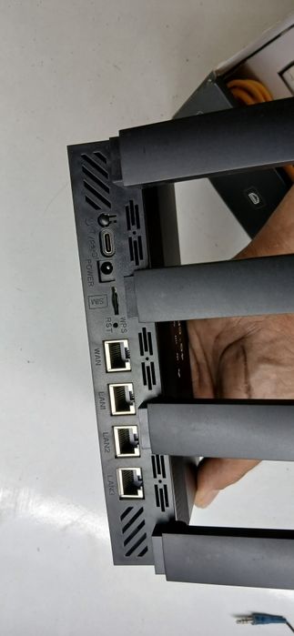 WIFI. 6.router Sim kartali. Sotiladi.