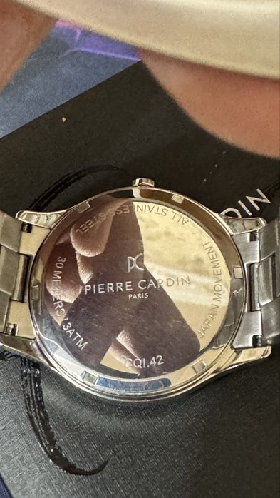 Часы кварцевые Pierre Cardin 42 mm.