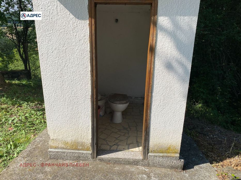 Къща в Враца, област-с.Курново площ 140 цена 37000