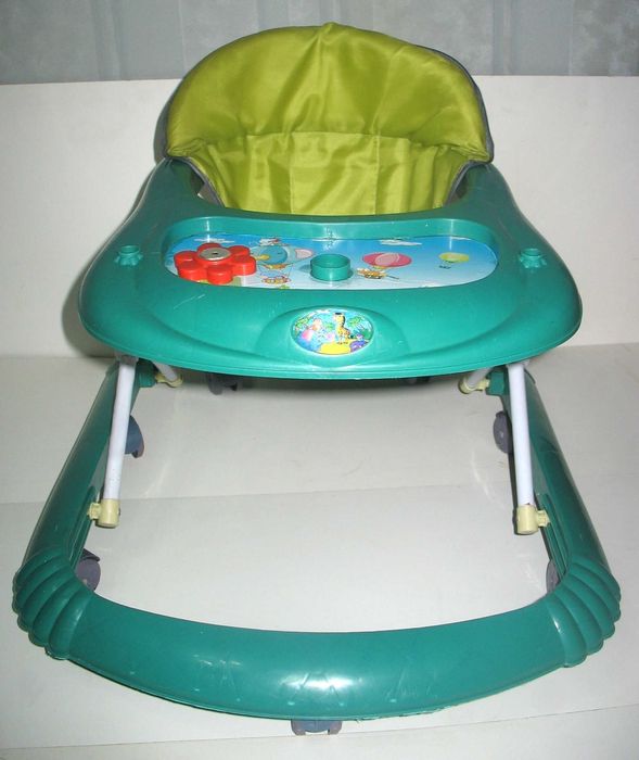 Ходунки детские на колёсиках