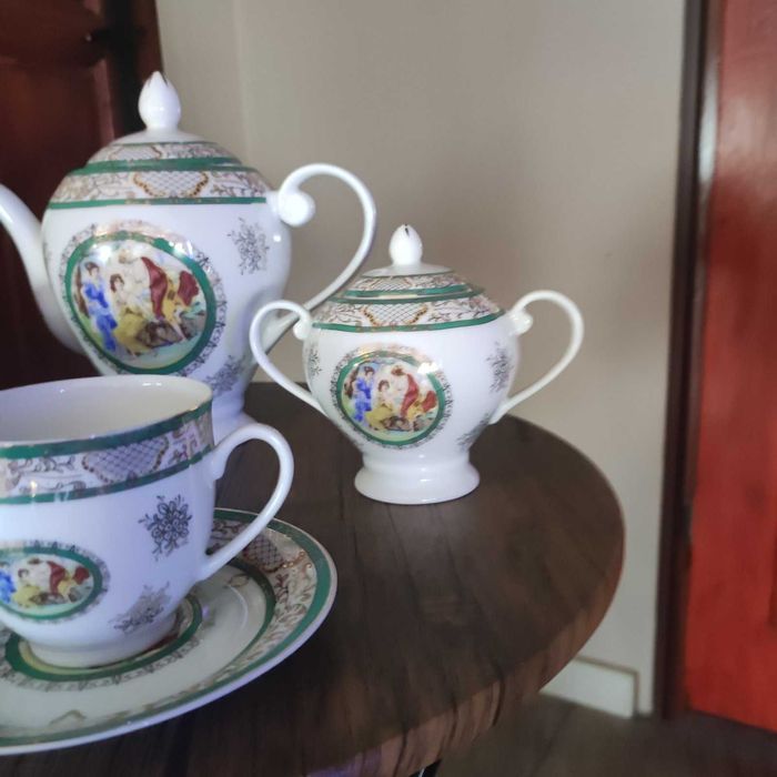 Сервиз костен порцелан