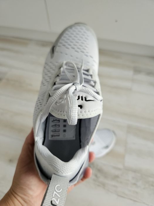 Nike Air Max 270