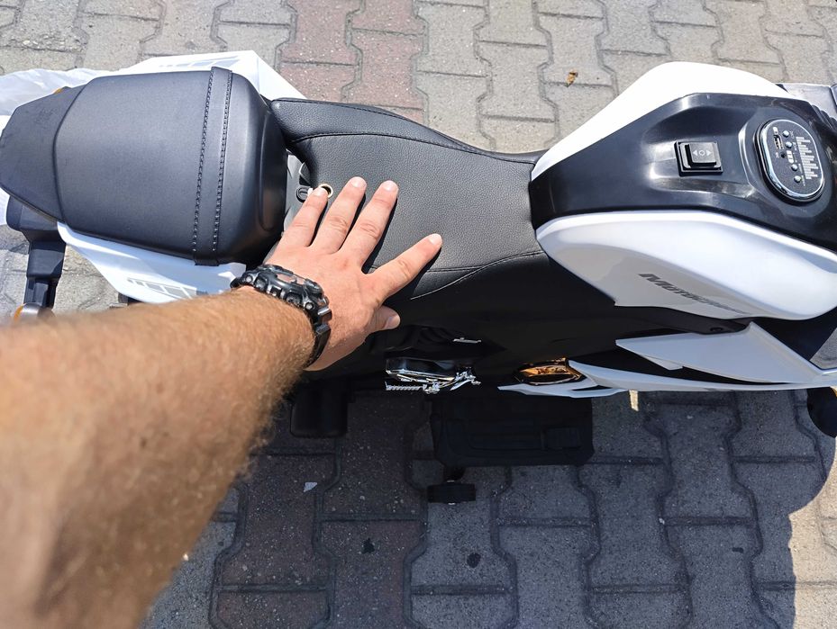 KAWASAKI Акумулаторен мотор MOTOCROSS