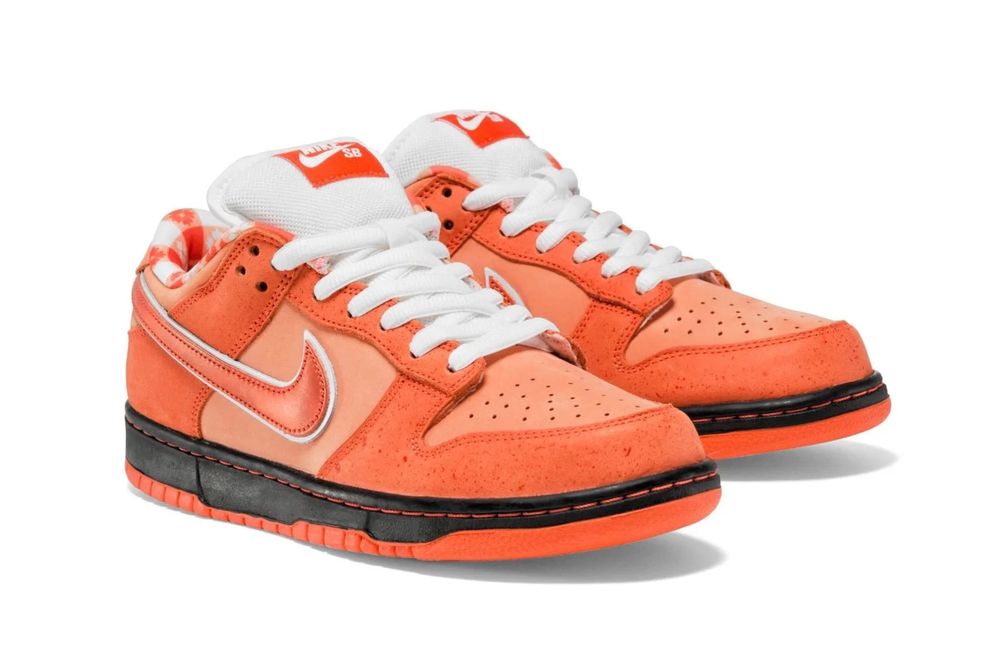 Nike SB Dunks “Orange Lobster” 36