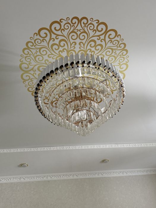 Люстра 12 лампочек