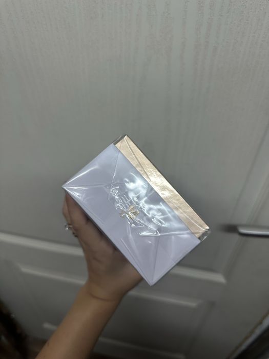 Lancome absolue rose on the moon
