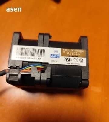 Продавам вентилатори 40 х 40 мм за сървъри и други