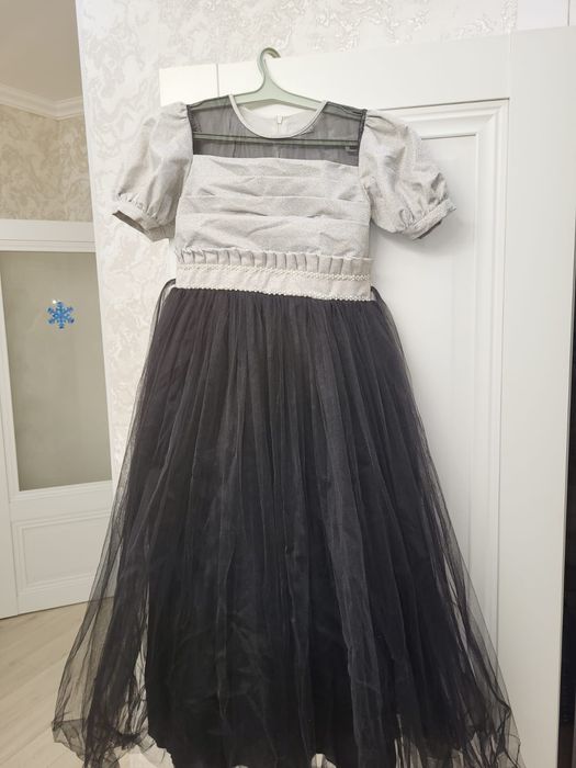 Два платья на 12-13 лет