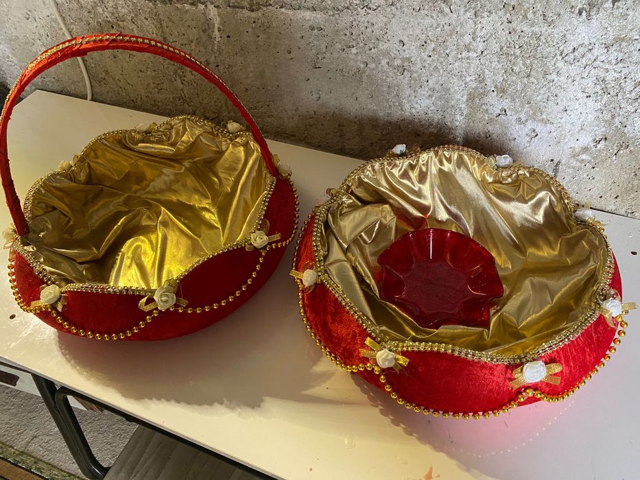 Кошница за къна и аксесоар