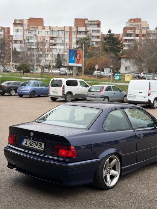 BMW E36 320i Coupe
