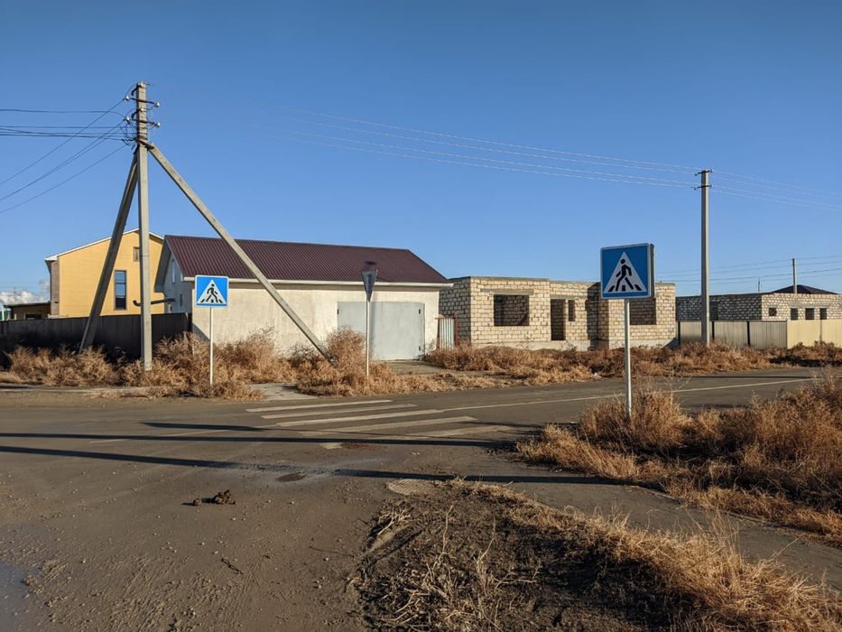 Срочно Продам:недостроенный Дом размер 15*14м