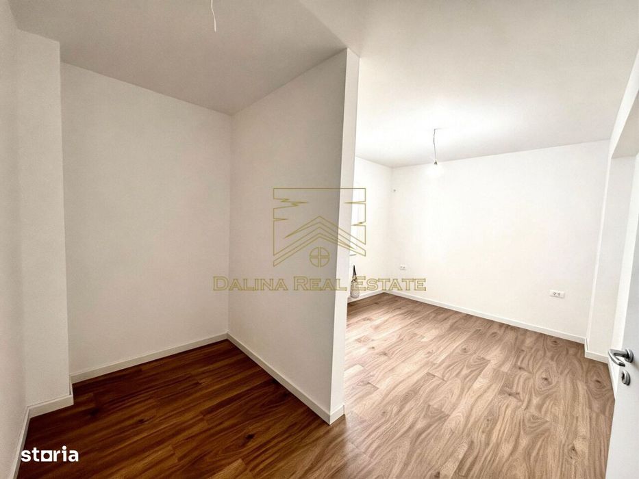 De Vanzare - 2 Camere + Terasa 12 mp