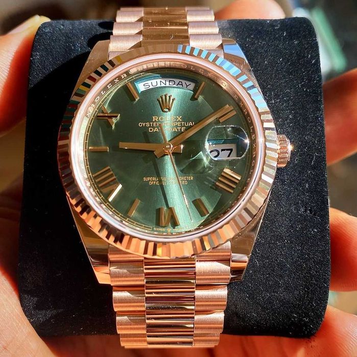rolex day-date 40mm rose gold green dial