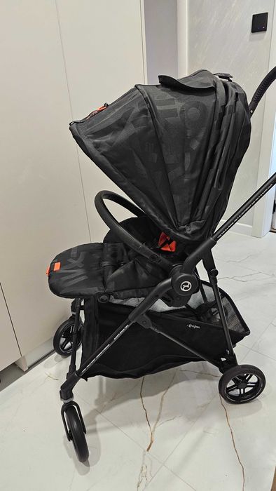 Cybex Melio Street Carbon детска/лятна количка