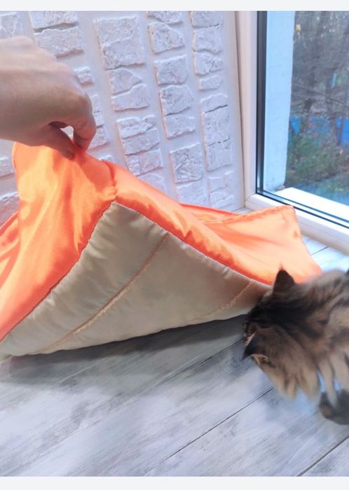 Лежанка для кошек Лежанка для котов