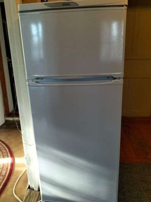 Продам холодильник