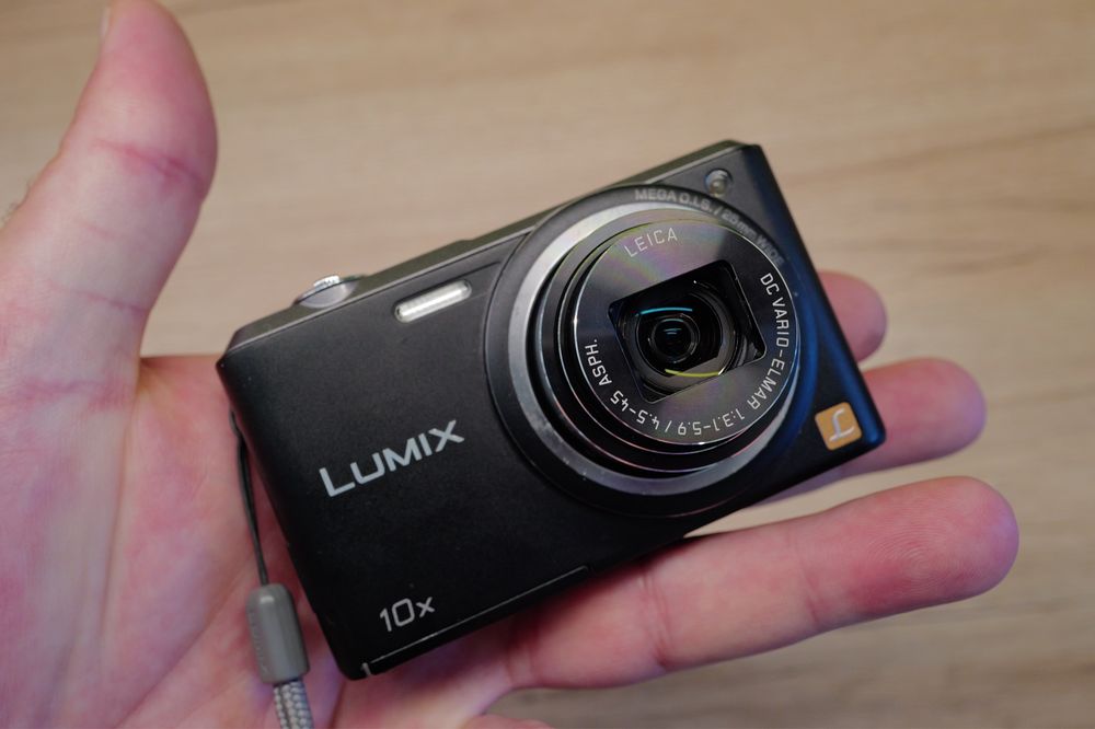 Aparat foto Panasonic Lumix DMC-SZ3 16Mp leica lens senzor CCD insta