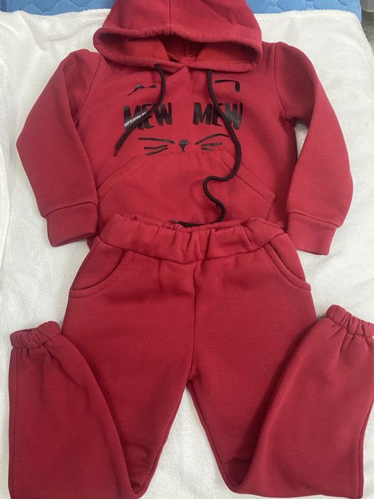 Детские вещи на девочку, школьная форма, платья