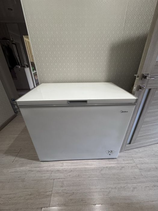 Продам морозильную камеру
