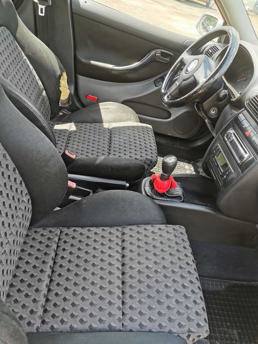 SEAT Leon 1.9 TDI 2000 г