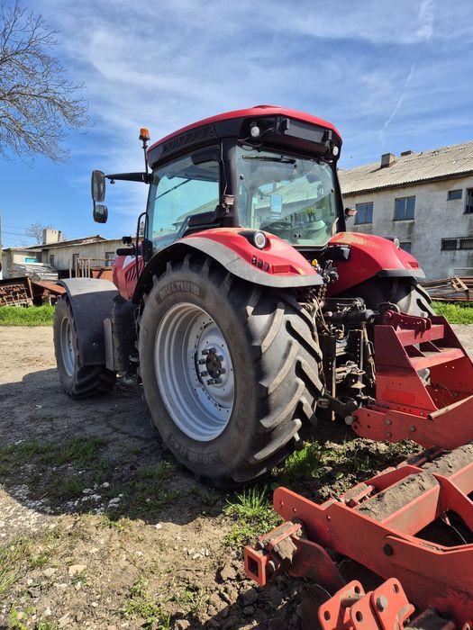 De vanzare tractor 200cp