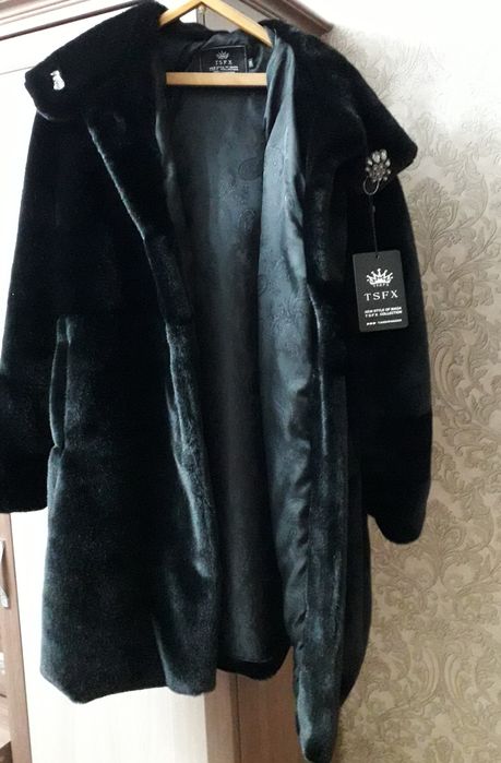 Продам шубу под норку.