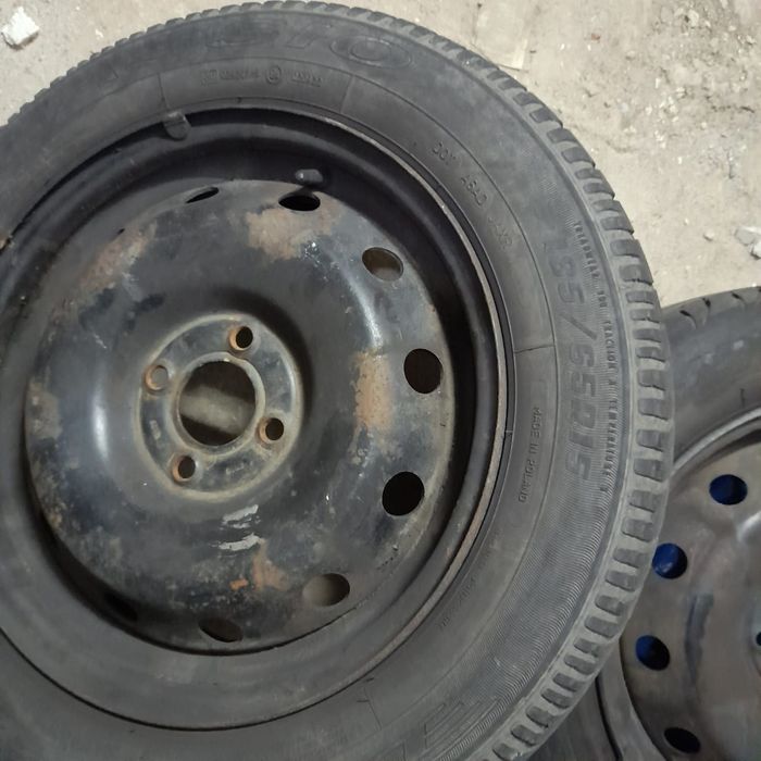 Janta  otel noua cu anvelopa noua iarna  185x65x15 Logan