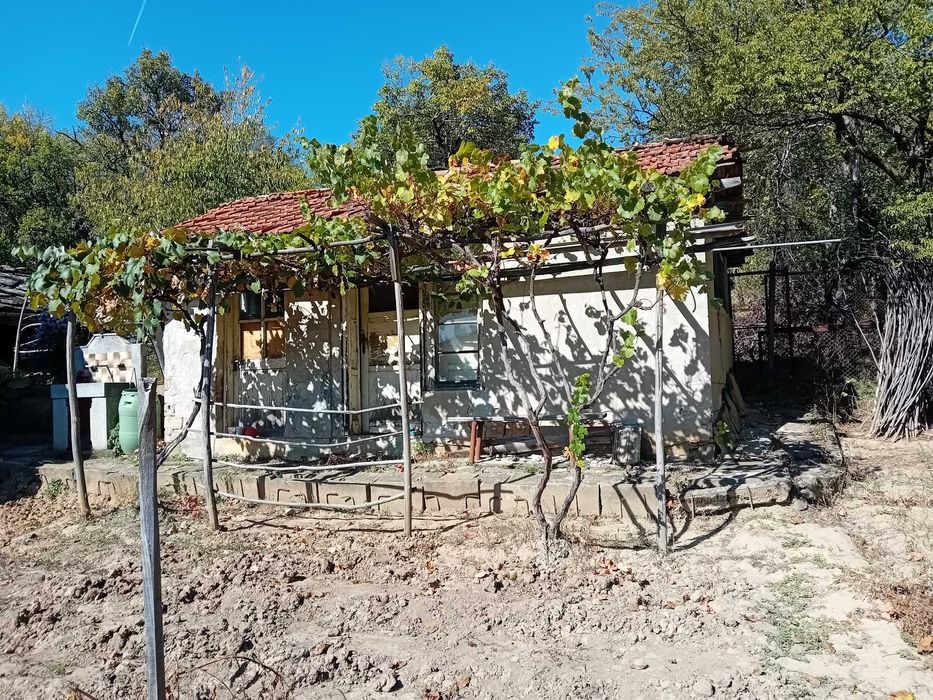 Продава се Къща в с. Копчелиите, Област Габрово - 300 кв.м за 267 €/кв.м - Снимка #2