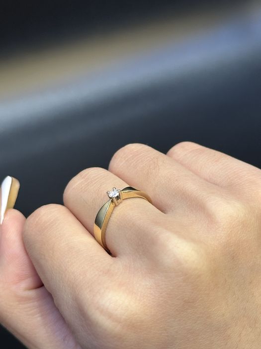 Золото 585  Кольцо Масса: 1,8