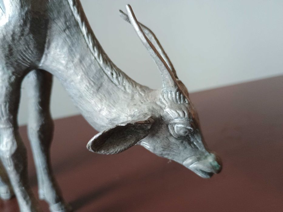 Антикварна бронзова скулптура статуетка пластика