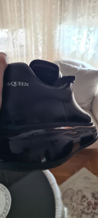 Vând pantofi casual Alexander Mcqueen