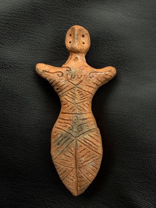 Statuetă Cucuteni din Terracotta – Realizată manual / Handmade