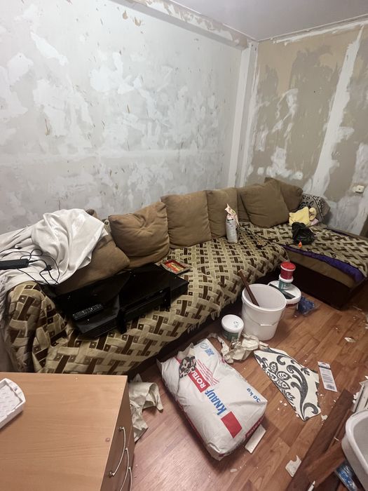 Отдам диван даром