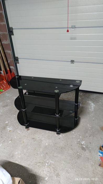 Тумбочка стеклянная