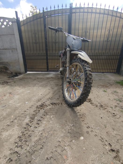 Vând cross 125 cc 4t