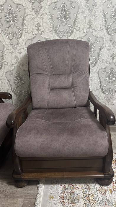 Продется диван и кресло