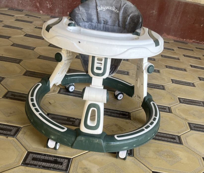 Ходунок гелиевый