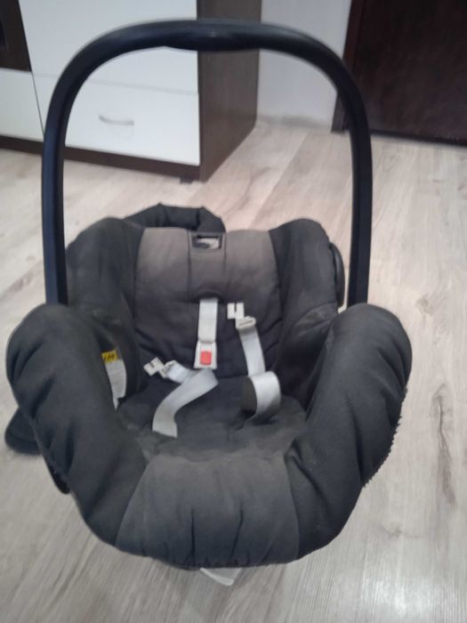 Детско столче Maxi Cosi за кола