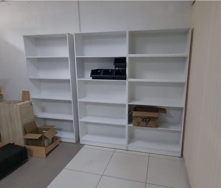 Шкаф стеллаж для офиса,магазина