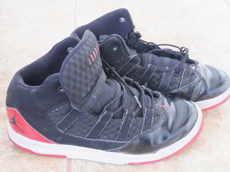 adidasi Jordan marimea 35