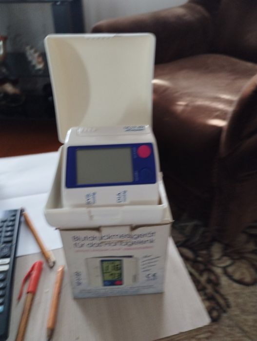 Продам тонометр  для измерения давления