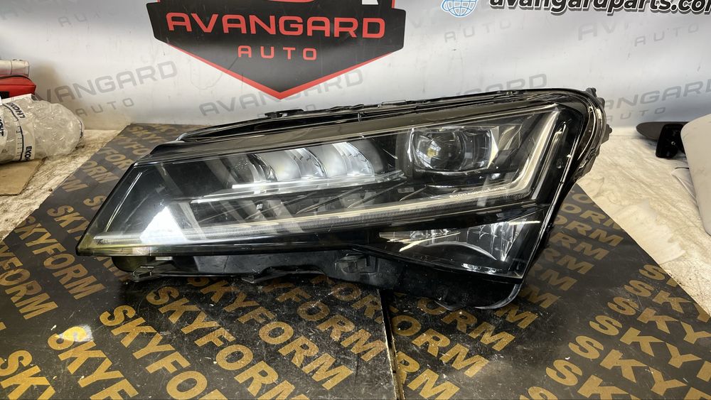Skoda Superb 3 Lift 19- ляв и десен фар 2 броя