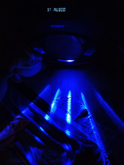 Продам колонку Сони(оригинал)