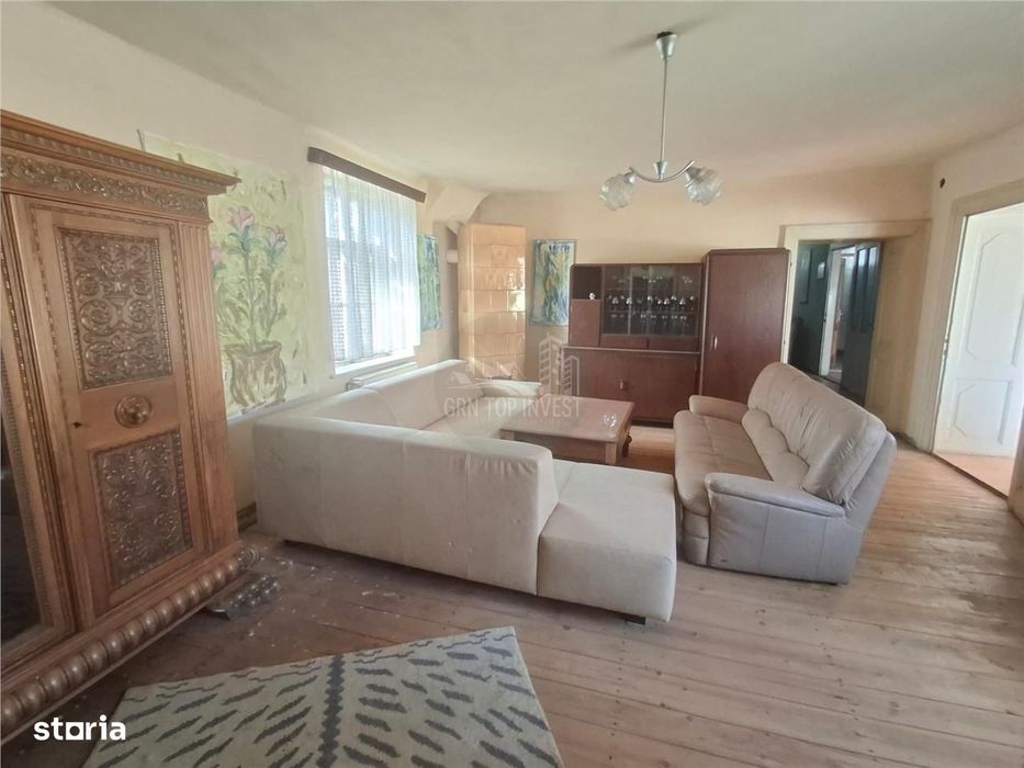 2 Apartamente la casa pivnita garaj in Cisnadie