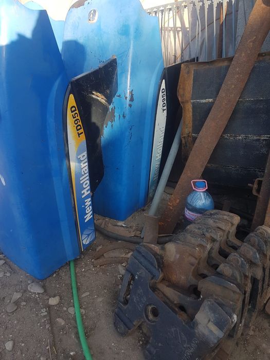 Piese Tractor New Holland TD95D sau Case JX 95