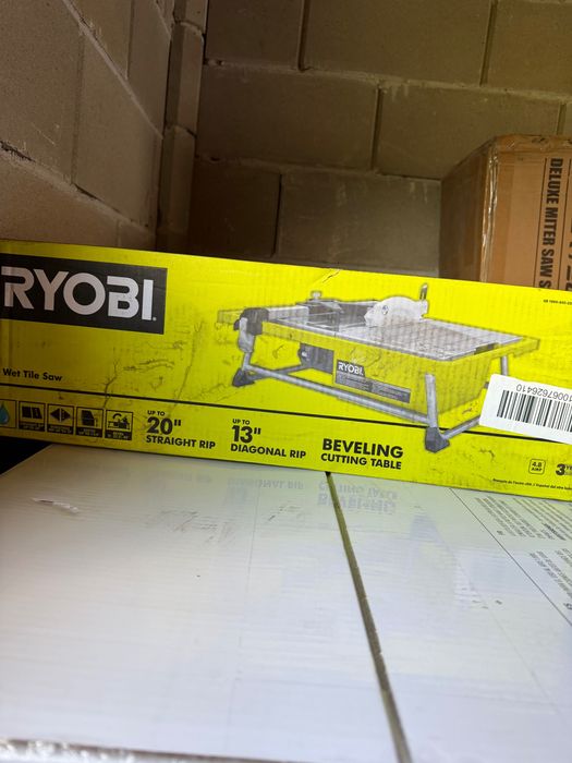 Машина за водно рязане на плочки Ryobi