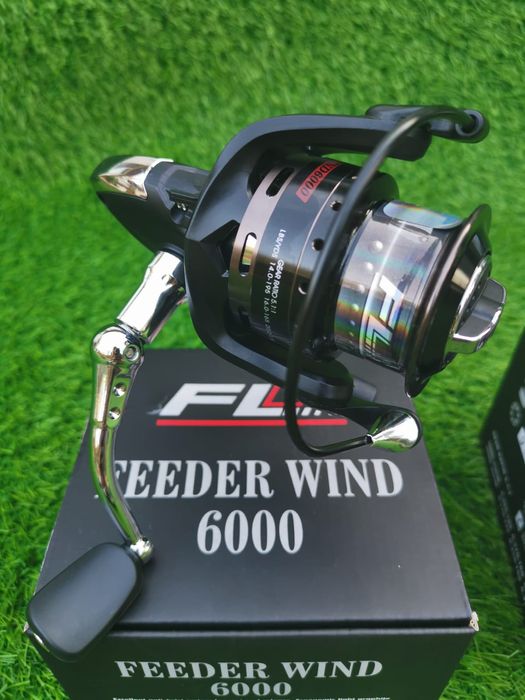 Продавам спининг и фидер макари FL FW