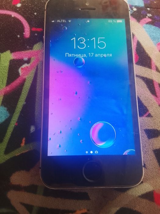 Продаю iPhone 5s.